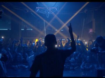 El archivo de im&aacute;genes de todas estas fiestas es un punto fuerte de &laquo;Rave Culture&raquo;