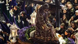 El Nazareno y el Santísimo Cristo de la Agonía protagonizan el Viacrucis Procesional del Miércoles Santo en Valladolid El Nazareno y el Santísimo Cristo de la Agonía protagonizan el Viacrucis Procesional del Miércoles Santo en Valladolid