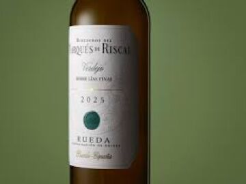 Marqu&eacute;s de Riscal Verdejo sobre L&iacute;as Finas 2025, premio Descubrimiento Vino Blanco Joven de Rueda Top 100 202