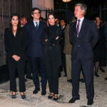 Bárbara Mirjan, Fernando Fitz James Stuart, Sofía Palazuelo y Cayetano Martínez de Iruijo y Fernando Fitz James Stuart en la Madrugá de Sevilla. Bárbara Mirjan, Fernando Fitz James Stuart, Sofía Palazuelo y Cayetano Martínez de Iruijo y Fernando Fitz James Stuart en la Madrugá de Sevilla.