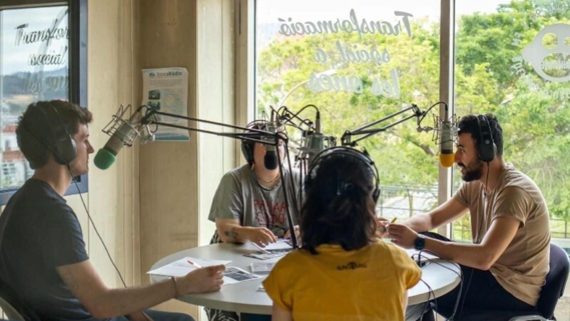 El Govern impulsa un podcast para ayudar a familias a acompañar la salud mental de sus hijos