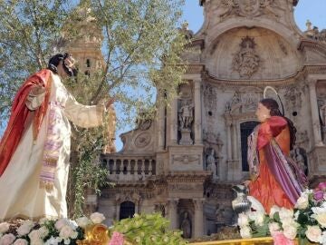 S.Santa.- La cofrad&iacute;a del Resucitado pone fin a la Semana Santa de Murcia este Domingo de Resurrecci&oacute;n