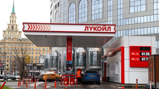 Ucrania.- Ucrania ataca instalaciones de la petrolera Lukoil y un oleoducto en el oeste de Rusia