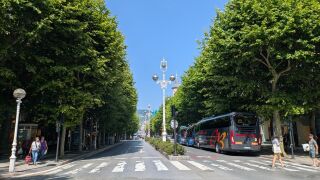 Las temperaturas alcanzar&aacute;n los 30&ordm;C este lunes en la Pen&iacute;nsula pero un frente romper&aacute; la estabilidad por la tarde
