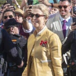 El look de la Infanta Elena en la Maestranza.