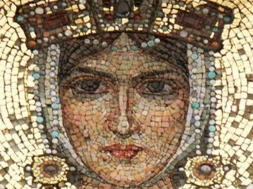 Escultura en el Museo de la Acr&oacute;polis de Atenas que podr&iacute;a ser Eudocia