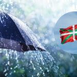 Una joven espa&ntilde;ola 'explota' contra el constante cambio del tiempo en el Pa&iacute;s Vaco: "&iquest;Qu&eacute; hago, tomo el sol o no?"