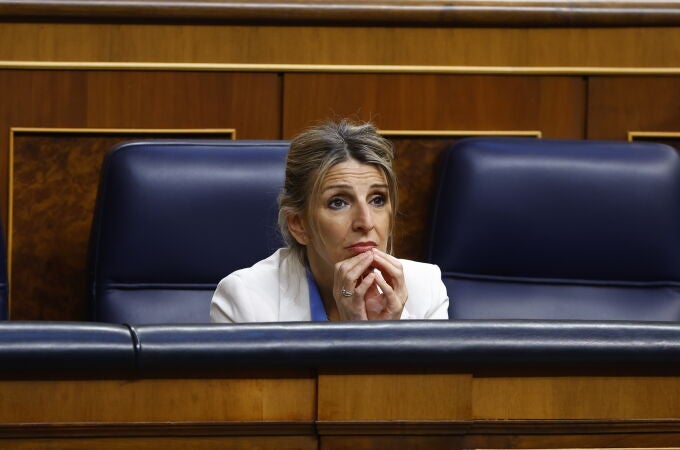 Un juzgado cita a Yolanda Díaz por acusar a Julio Iglesias de subyugar a su personal a un régimen de 