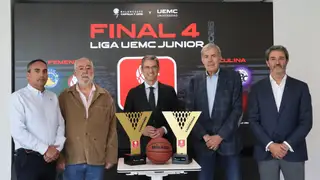 Foto: De izq. a dcha.: Rubén Bermúdez, Óscar Castañeda, Jesús Zarzuela, Samuel Puente, Jesús Manso Foto: De izq. a dcha.: Rubén Bermúdez, Óscar Castañeda, Jesús Zarzuela, Samuel Puente, Jesús Manso