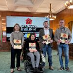 El vicepresidente primero de la Diputaci&oacute;n de Zamora y diputado de Educaci&oacute;n, Cultura y Turismo, V&iacute;ctor L&oacute;pez de la Parte; la concejala de Cultura del Ayuntamiento de Zamora, Mar&iacute;a Eugenia Cabezas; la representante de la Fundaci&oacute;n Caja Rural Laura Huertos y el presidente de la Agrupaci&oacute;n Belenista La Morana, Francisco Iglesias Escudero, presentan el Festival