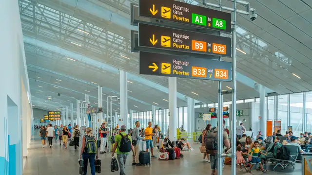 Economía.- (AMP) El Gobierno manifiesta que "hay posibilidad" DE que Canarias participe en la gestión de sus aeropuertos Economía.- (AMP) El Gobierno manifiesta que "hay posibilidad" DE que Canarias participe en la gestión de sus aeropuertos