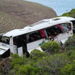 Un fallecido y 27 heridos al despe&ntilde;arse una guagua tur&iacute;stica en La Gomera