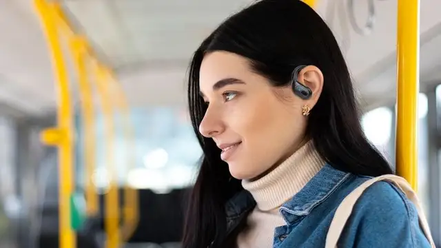 Por 20 euros, estos cascos de oreja abierta tienen pinta de resolver tres cosas de golpe: deporte, llamadas y batería para varios días Auriculares inalambricos Deportivos