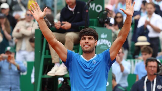 Tenis/Montecarlo.- Carlos Alcaraz domina a Valentin Vacherot y brinda otra final de alto voltaje con Jannik Sinner