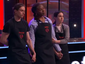 El error imperdonable que ha provocado dos salidas de golpe en las cocinas de "MasterChef 14" El error imperdonable que ha provocado dos salidas de golpe en las cocinas de "MasterChef 14"