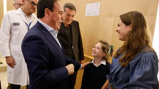 Pérez Llorca asiste a la jornada sobre trasplante cardíaco en el hospital la Fe El president de la Generalitat Valenciana, Juanfran Pérez Llorca, asiste a la jornada sobre trasplante cardíaco en el hospital La Fe, a 14 de abril de 2026, en Valencia, Comunidad Valenciana (España). Acto en el salón de actos del Hospital Universitari i Politècnic La Fe en el que el president valenciano, Juanfran Pérez Llorca, participa en una jornada monográfica sobre trasplante cardíaco, subrayando el liderazgo nacional del centro y su récord histórico reciente en esta cirugía de alta comp...