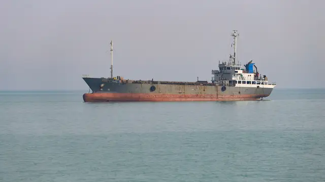 Reino Unido anuncia para el viernes en París la cumbre que estudiará una "misión de paz internacional" en Ormuz (Foto de ARCHIVO) Un carguero en el golfo Pérsico, frente a las costas de Irán. Europa Press/Contacto/Rouzbeh Fouladi 29/04/2024 ONLY FOR USE IN SPAIN