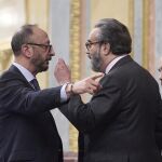 El vicepresidente primero del Congreso, Alfonso Rodr&iacute;guez G&oacute;mez de Celis y el diputado de Vox, Jos&eacute; Mar&iacute;a S&aacute;nchez Garc&iacute;a
