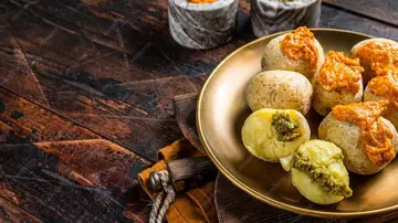 La palabra que usan los canarios cuando comen demasiado y que el resto de España no entiende La palabra que usan los canarios cuando comen demasiado y que el resto de España no entiende