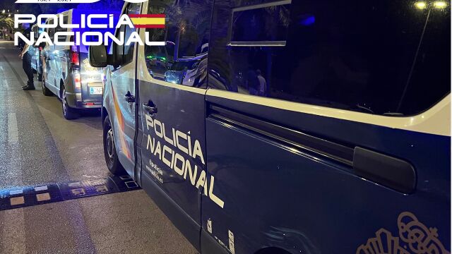 Veh&iacute;culos de Polic&iacute;a Nacional en una imagen de archivo