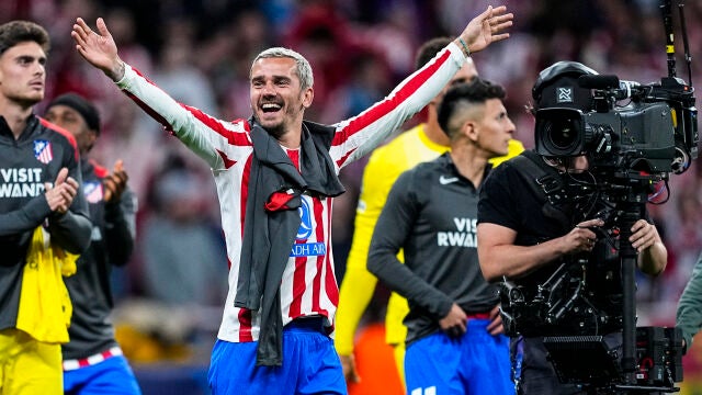Antoine Griezmann of Atletico de Madrid celebrate the victory during the UEFA Champions League 2025/26 Quarter-Final Second Leg match between Atletico de Madrid and FC Barcelona at Riyadh Air Metropolitano on April 14, 2026, in Madrid, Spain. AFP7 14/04/2026 ONLY FOR USE IN SPAIN