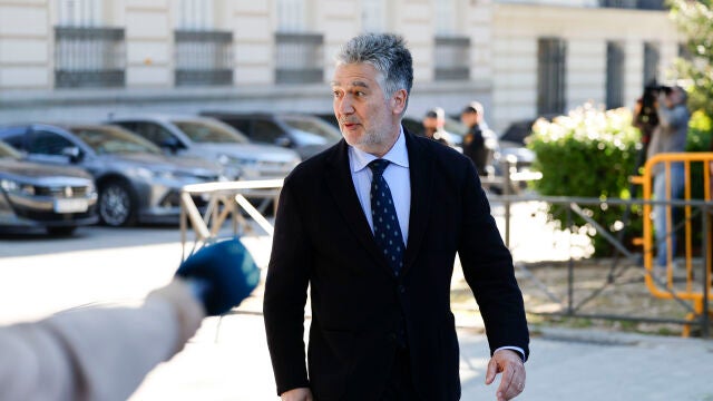 El exsenador y exdirector de la Polic&iacute;a Ignacio Cosid&oacute; a su llegada a la Audiencia Nacional en Madrid