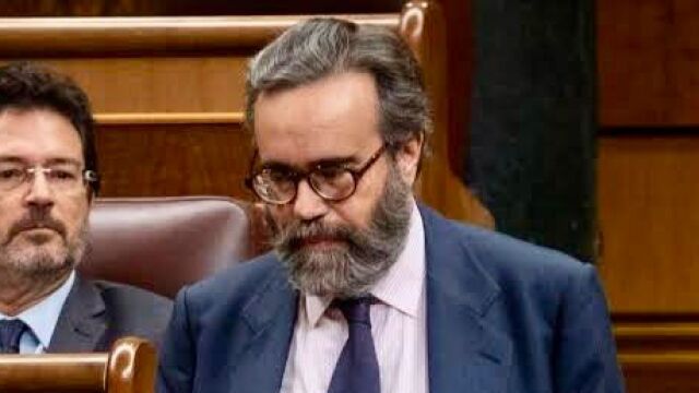 Qui&eacute;n es Jos&eacute; Mar&iacute;a S&aacute;nchez Garc&iacute;a, el pol&eacute;mico diputado de Vox que fue expulsado del Congreso