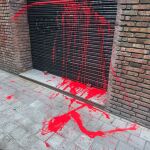 Vandalizan la sede de Vox en Barcelona