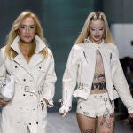 Carmen Lomana y Metrika desfilan en la 080 Barcelona para Dominnico.