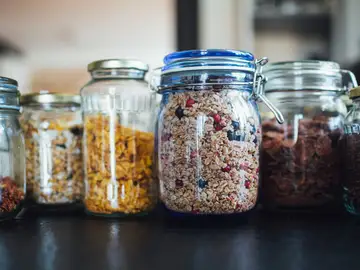 Imagen de archivo de alimentos con mercurio Imagen de archivo de alimentos con mercurio