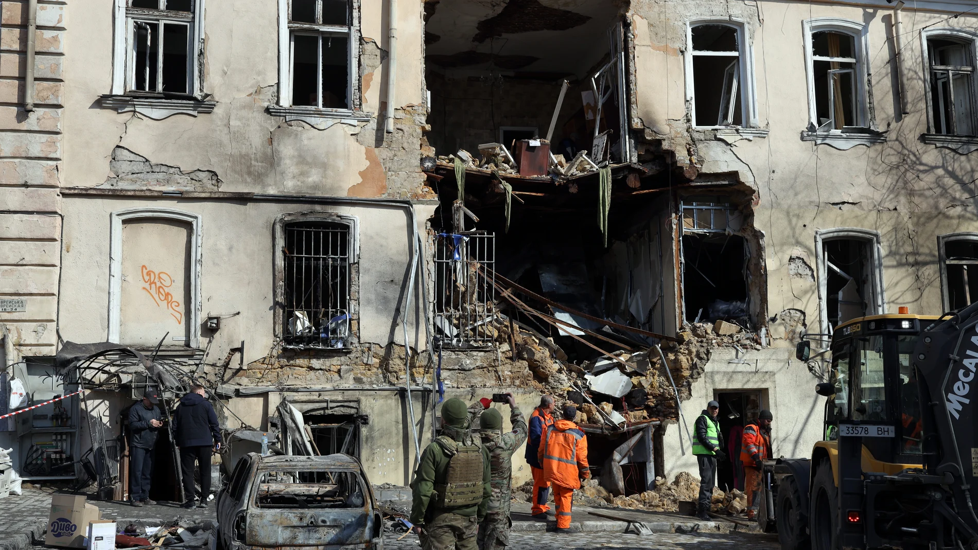 Rusia lanza un masivo ataque aéreo contra Ucrania con decenas de muertos y heridos