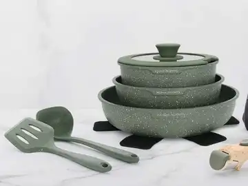 Me cansé de vivir entre tapas perdidas y cacharros raros, y ver esta batería de cocina en oferta me ha dado paz mental Kitchen Academy Juego de 10 piezas