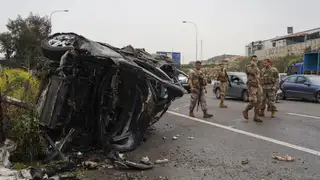 Líbano.- Muere una persona en un bombardeo de Israel contra un coche en la cartera que conecta Beirut y Damasco Líbano.- Muere una persona en un bombardeo de Israel contra un coche en la cartera que conecta Beirut y Damasco