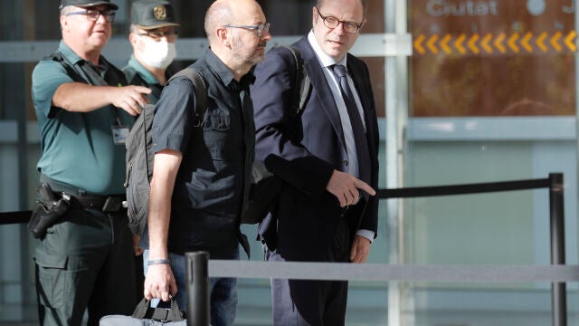 Francis Puig, hermano del ex presidente de la Generalitat, se sentar&aacute; en el banquillo de los acusados 