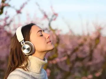 Los psicólogos revelan por qué la música que marcó tu adolescencia sigue emocionando décadas después Los psicólogos revelan por qué la música que marcó tu adolescencia sigue emocionando décadas después