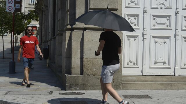El fin de semana habr&aacute; calor veraniego, con m&aacute;s de 30&ordm;C en amplias zonas peninsulares, y tormentas en el interior