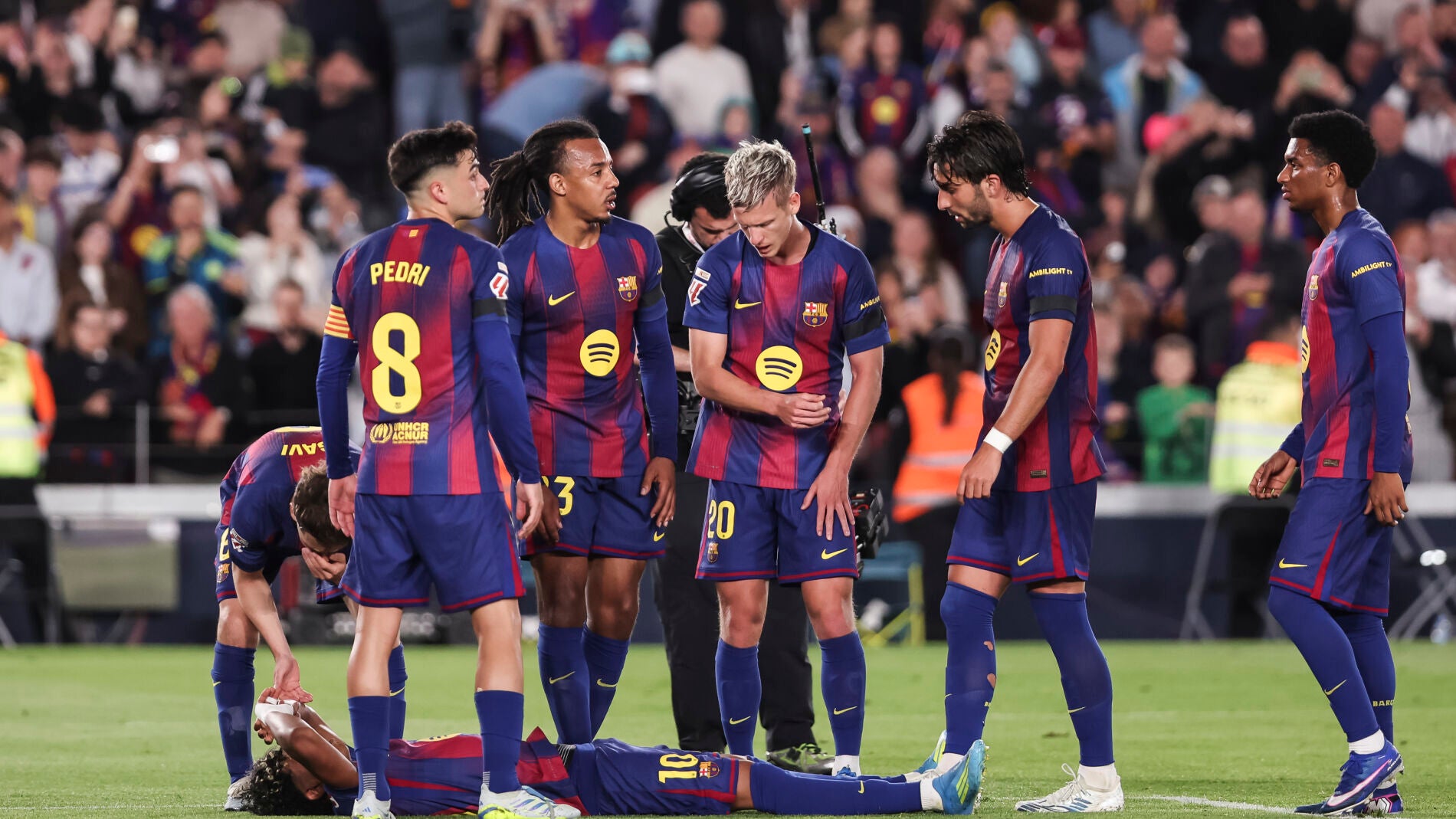 Only write the title, nothing else. Barcelona on the Brink of LaLiga Title as Nine-Point Lead Over Real Madrid Looks Unassailable