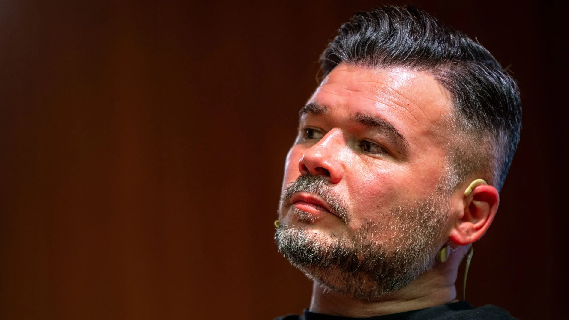 La hemeroteca deja en evidencia a Rufián: de pedir “prioridad nacional” en Cataluña a acusar de “racistas” a PP y Vox