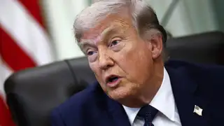 Trump es evacuado de la Cena de Corresponsales tras un intento de ataque con armas de fuego Trump es evacuado de la Cena de Corresponsales tras un intento de ataque con armas de fuego
