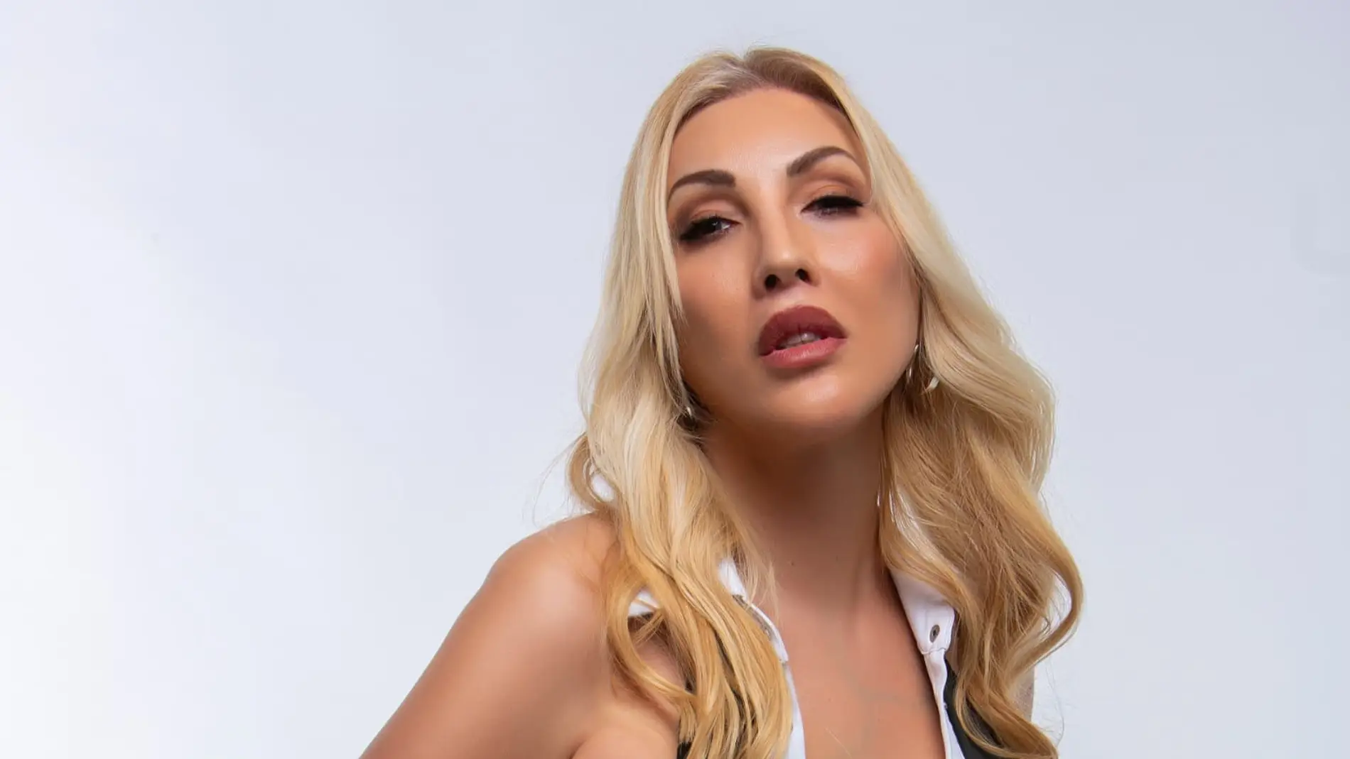 Christine Rapa Christina Rapado sorprende con su nuevo proyecto: da el salto al teatro ...