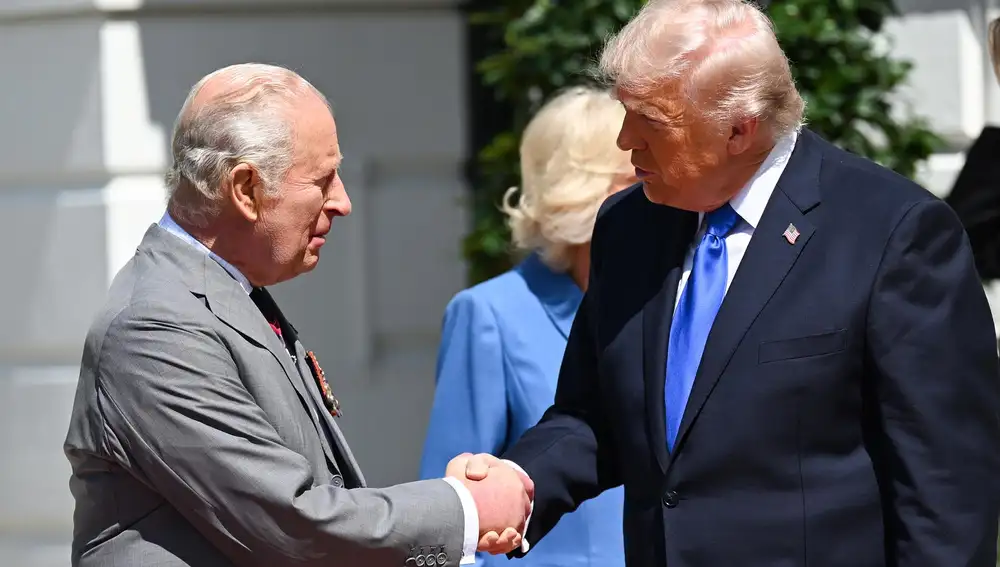 EEUU/R.Unido.- Trump anuncia la retirada parcial de aranceles al whisky de Reino Unido tras la visita de Carlos III