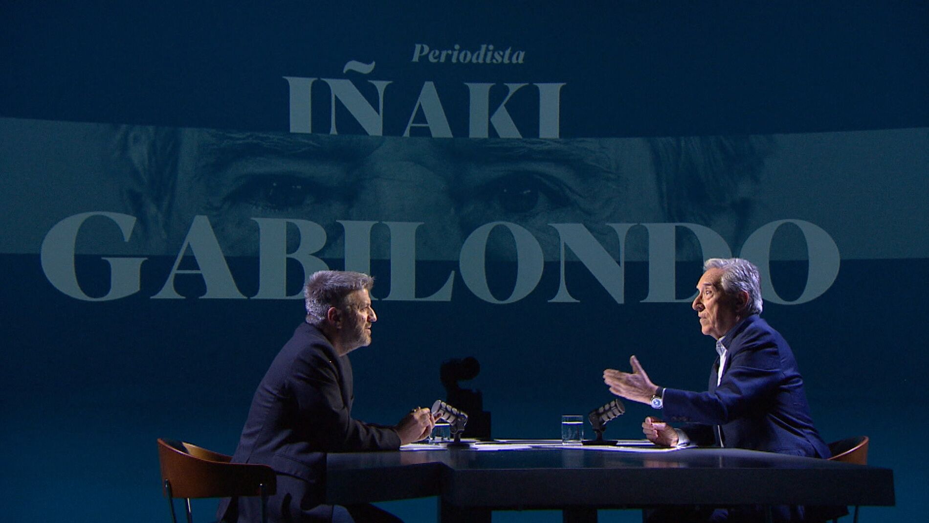 Iñaki Gabilondo y Belén Rueda se sientan con Aimar Bretos en ‘La Noche de Aimar’ para hablar de vida, muerte y crispación — image 2