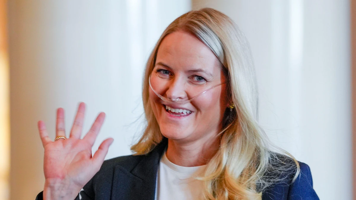 La princesa Mette-Marit con respirador