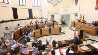 PP, PSPV y Compromís votan contra la "prioridad nacional" de Vox en la ...
