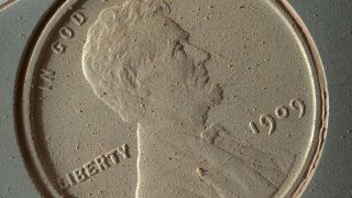 Por qué el rover Curiosity de la NASA lleva un ‘centavo de la suerte ...