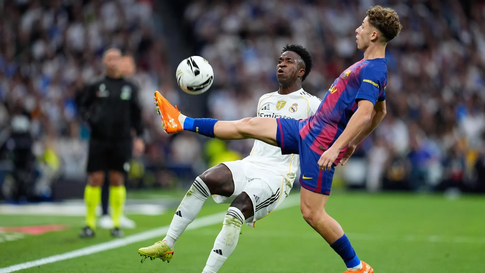 El Clásico: El Barça busca La Liga frente al Real Madrid