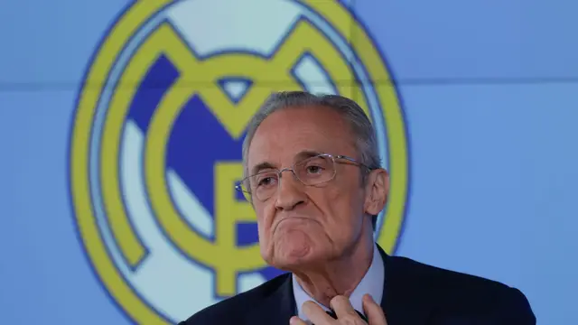 Florentino Pérez: "Lamento decirles que no voy a dimitir" MADRID, 12/05/2026.- El presidente del Real Madrid, Florentino Pérez, ofrece una rueda de prensa este martes, en Madrid. Florentino Pérez afirmó este martes que no va a dimitir e informó de que ha pedido a la junta electoral que inicie el proceso electoral a las elecciones a la junta directiva a la que se va a presentar. EFE/ Juanjo Martín