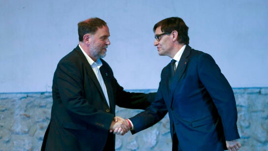 Illa y Junqueras solemnizan el pacto de los presupuestos catalanes a la ...