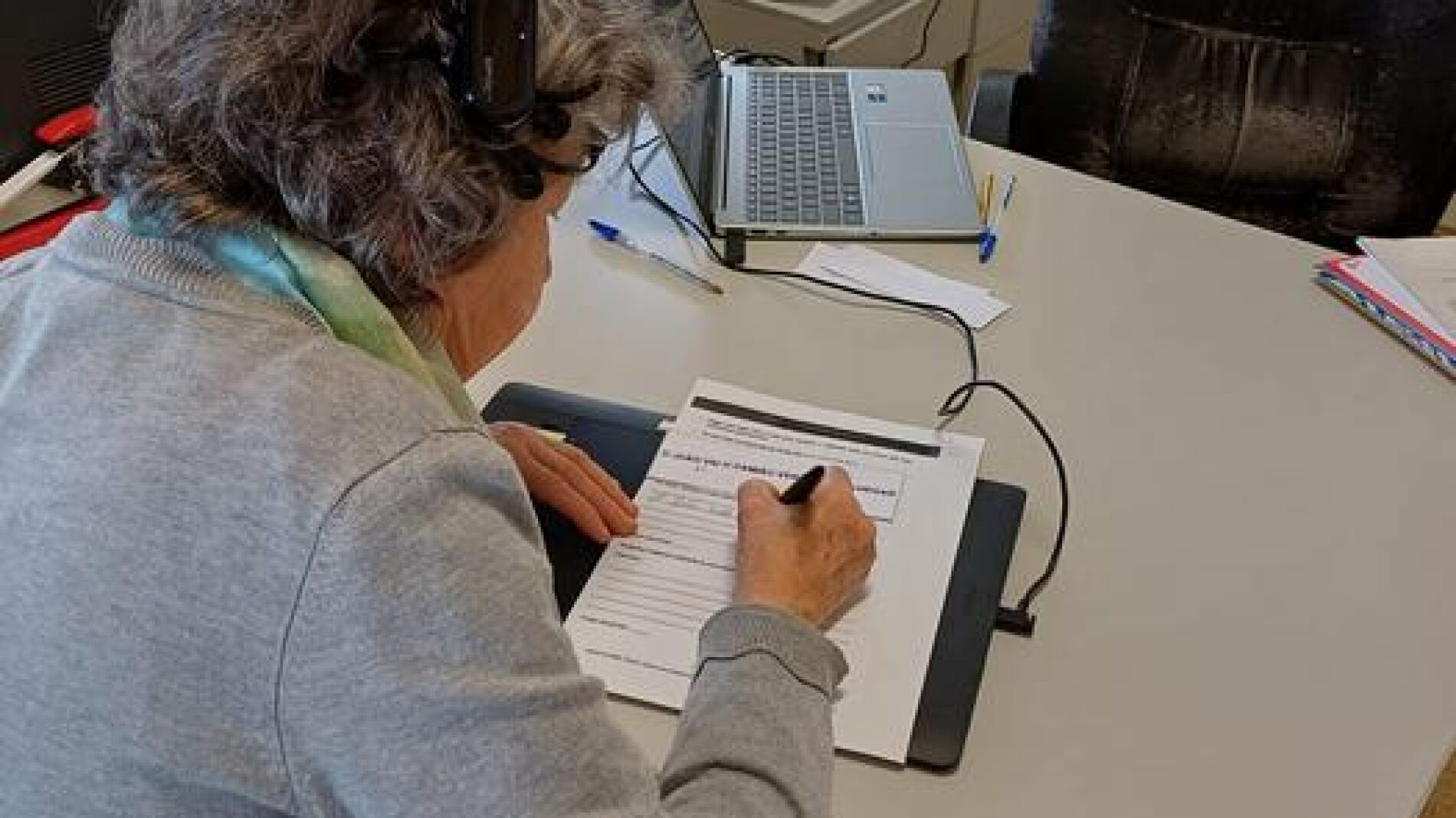 La velocidad de escritura a mano, posible signo de deterioro cognitivo