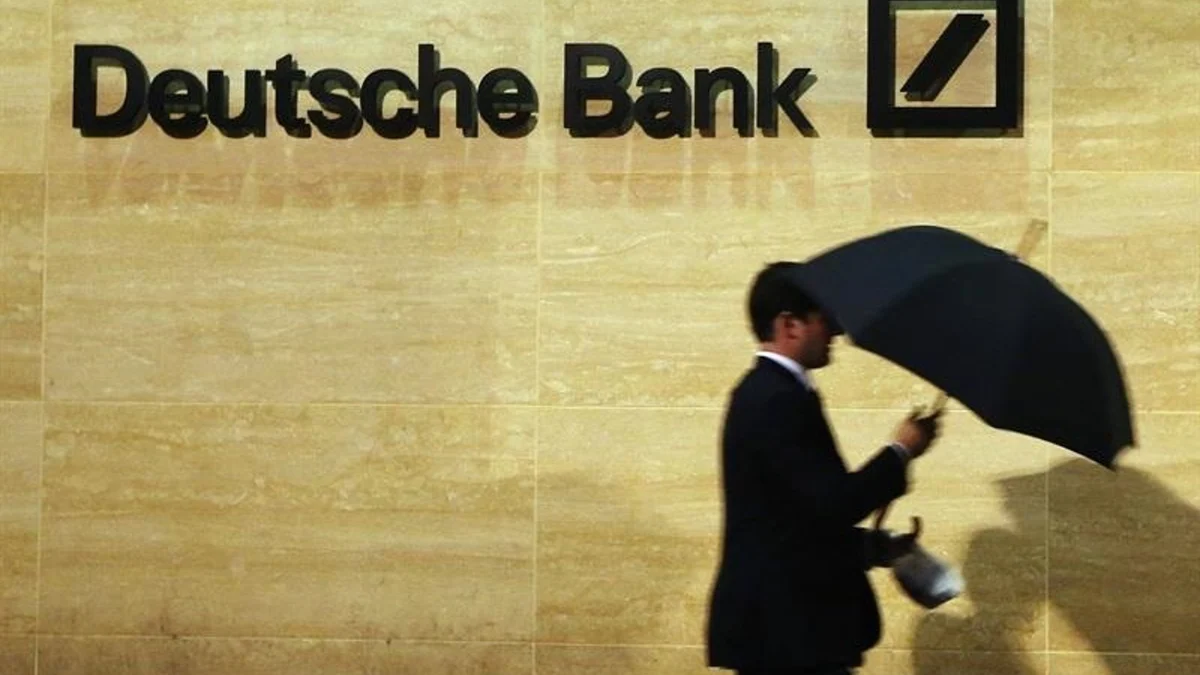 Economía.- Reino Unido multa a Deutsche Bank por operaciones con una compañía rusa bajo sanción